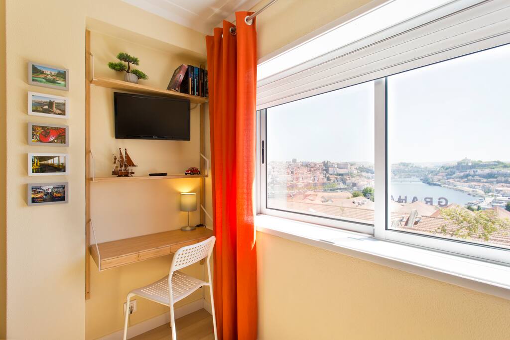 Quarto com vistas para o Rio Douro