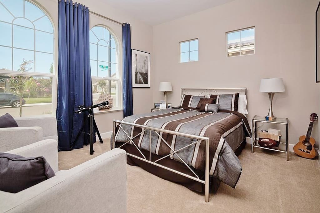 Private bedroom
