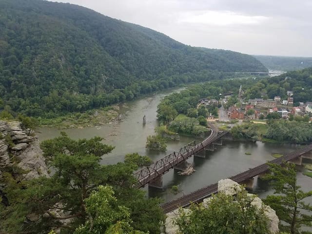 Overlook Drive, Harpers Ferry WV 2