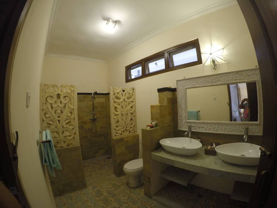 Master bedroom bathroom