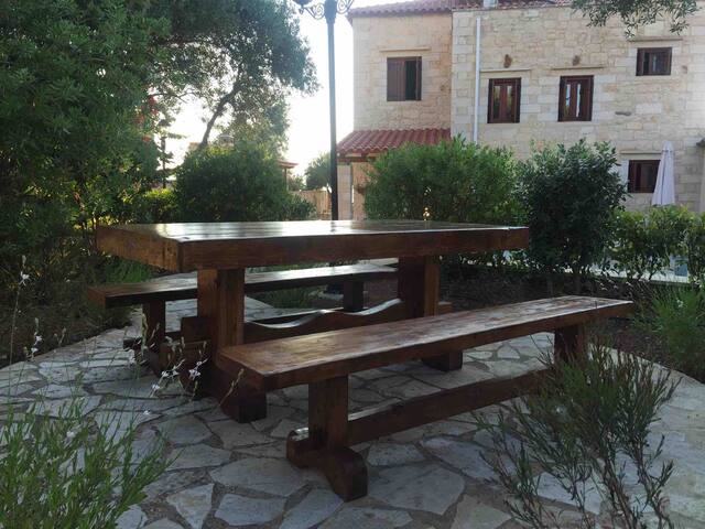 NEW: Luxury villa with panoramic sea view gallery image 5