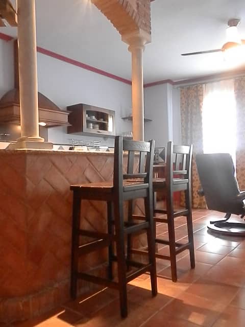 -3-COMO IN HOUSE,  in the historic center of Ubeda