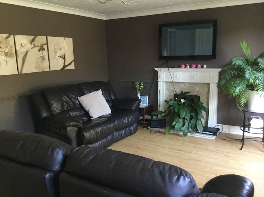 Lounge area - nice and cosy