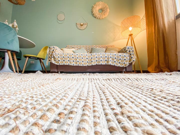 โซฟาในเวลากลางวัน/เตียงนอนตอนกลางคืนสำหรับความฝันอันแสนหวาน