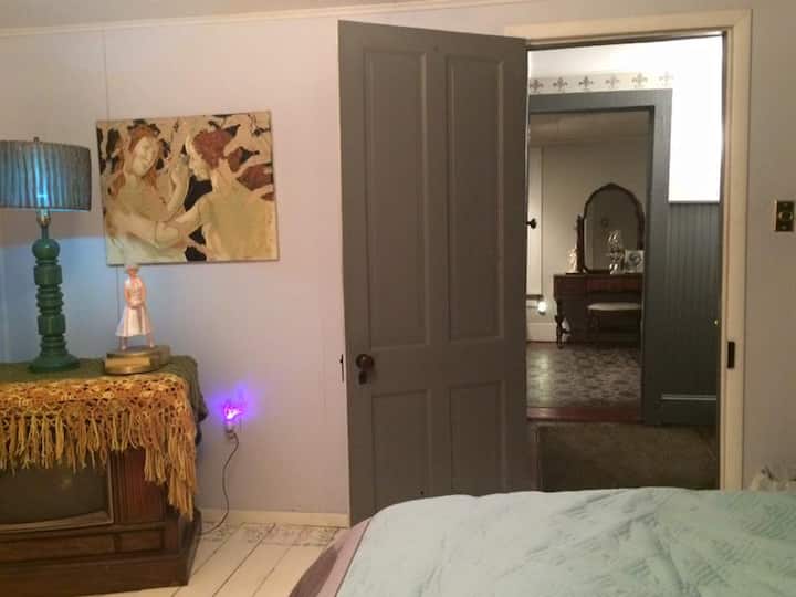Marilyn Room - 2nd floor