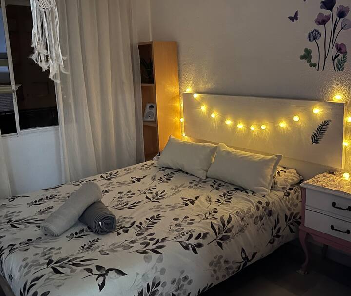 Habitación luminosa y acogedora - Apartments for Rent in Córdoba