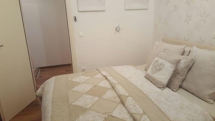 Chumba cha 3 cha kulala na kitanda kimoja zaidi kwa mtu mmoja