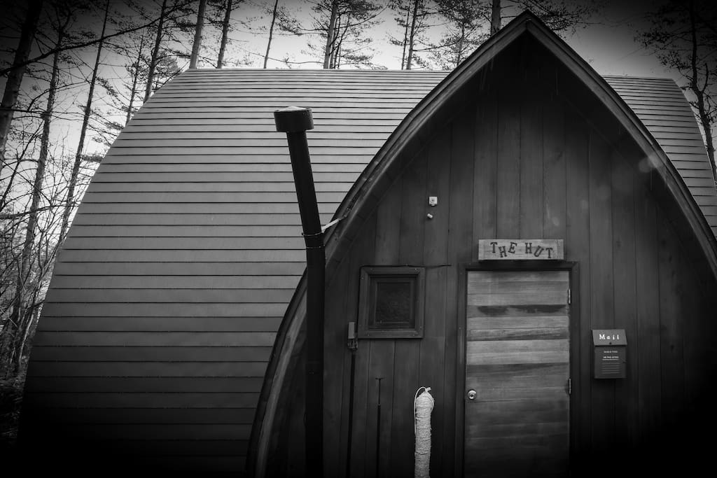 THE HUT