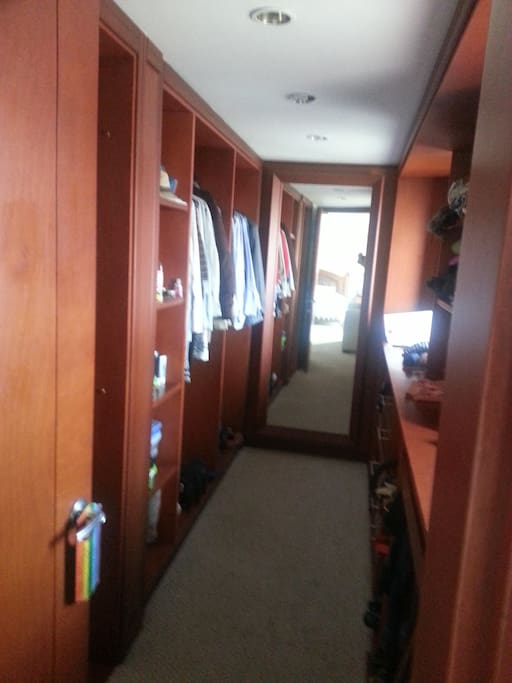 CLOSET PRINCIPAL