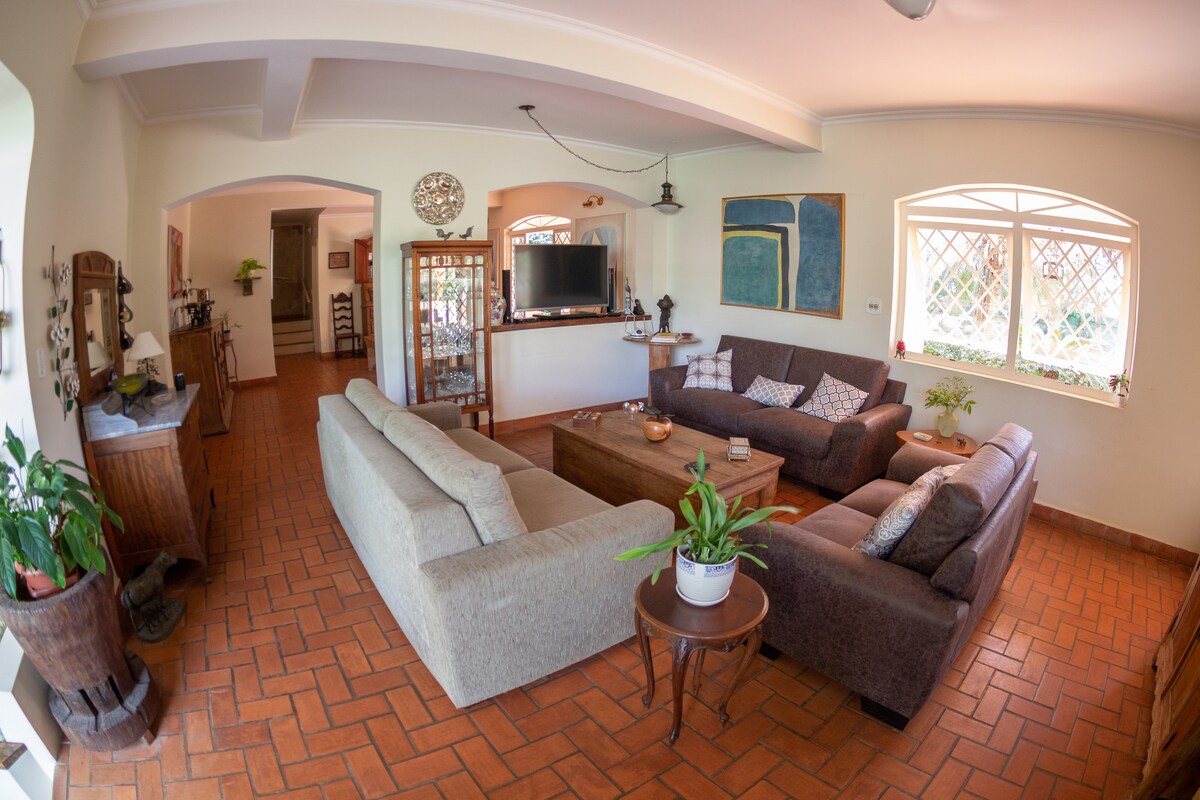 Anúncio popular: Country House with Pool em Campinas