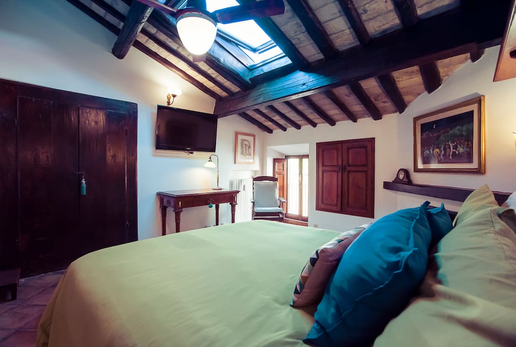 bedroom from another point of view