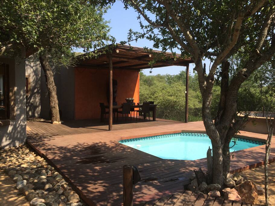 Leadwood Lodge Bush Lodge 1 pool area