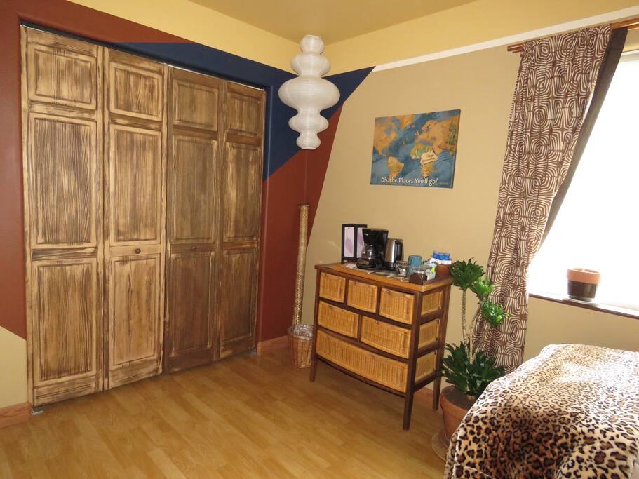 Bifold doors close off loft to make a separate room