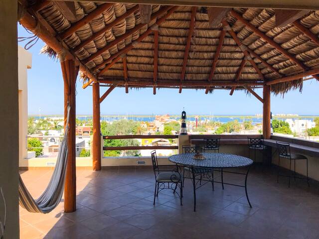 Open House a dos Cuadras del Malecon
