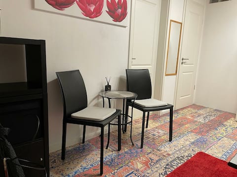 Top Airbnb: Suite Regina in Regensburg