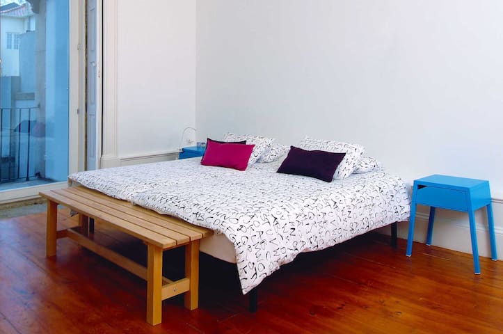 So Cool Hostel Porto managed Airbnb listing 2
