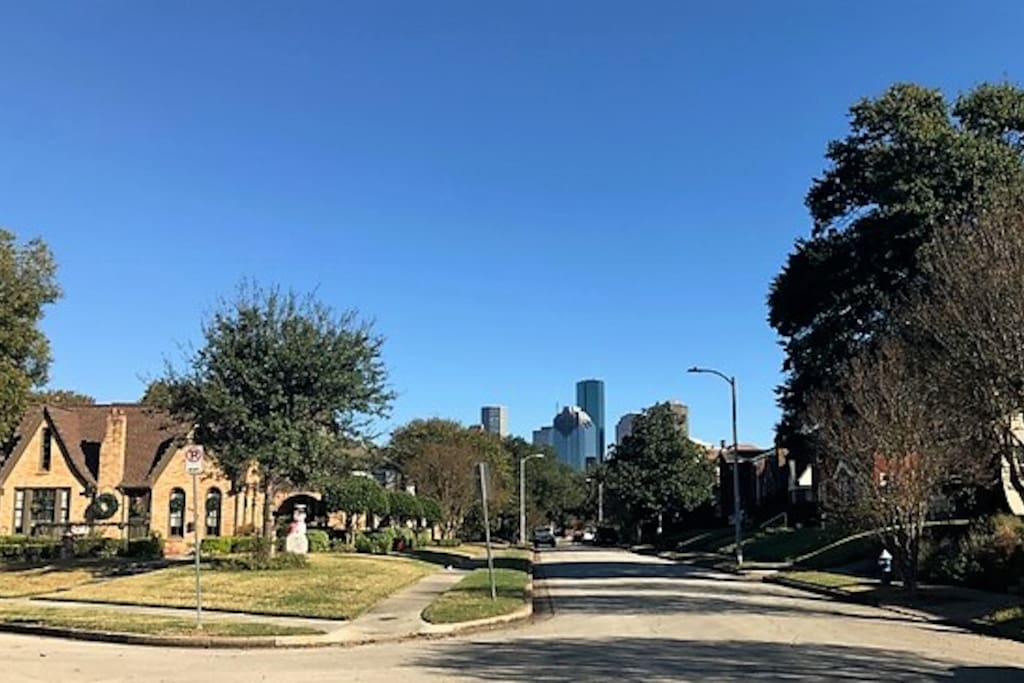 Temple Terrace is just west of downtown