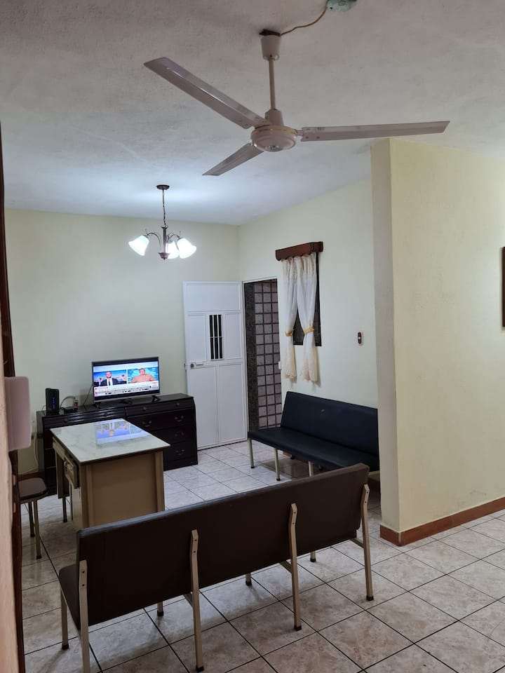 Casa En Residencial Privada, 3 Dormitorios Con A/c - San Antonio Suchitepéquez