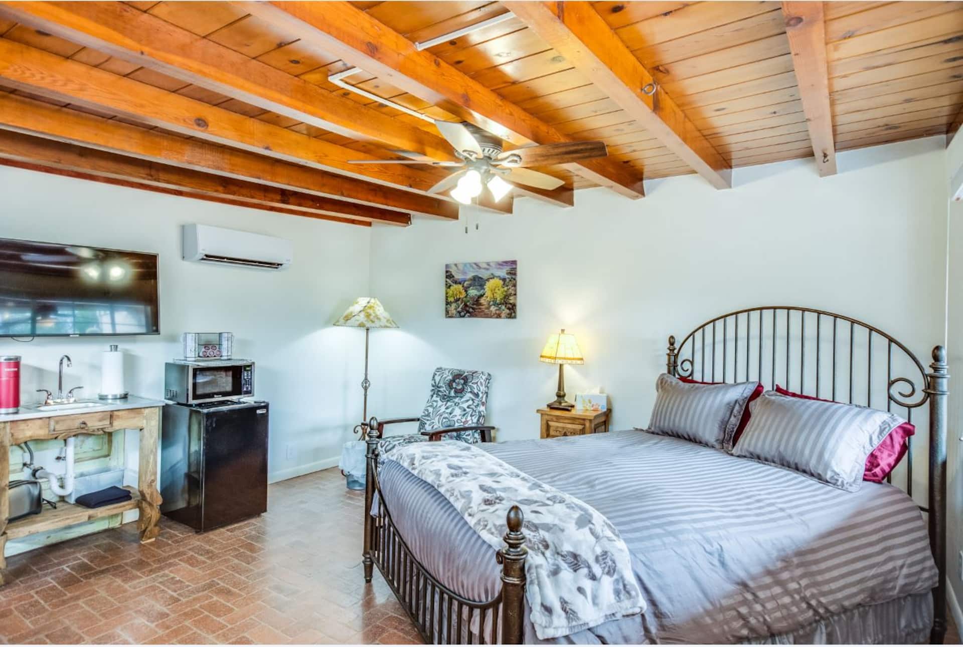 La Bougainvillea, Separate, Walled & Gated