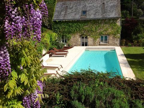 La Collinière- 17th century house