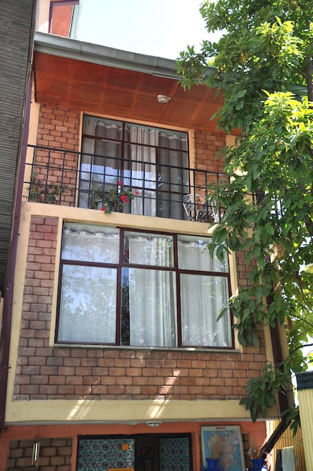 A beautiful Front Building of Family Cozy