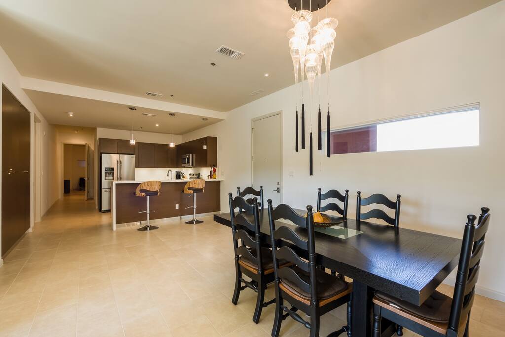 dining room and kitchen 211.jpg