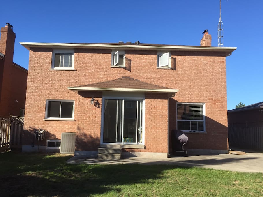 2 stories house in a quite, mature neighborhood. Plenty of backyard space for extra privacy.