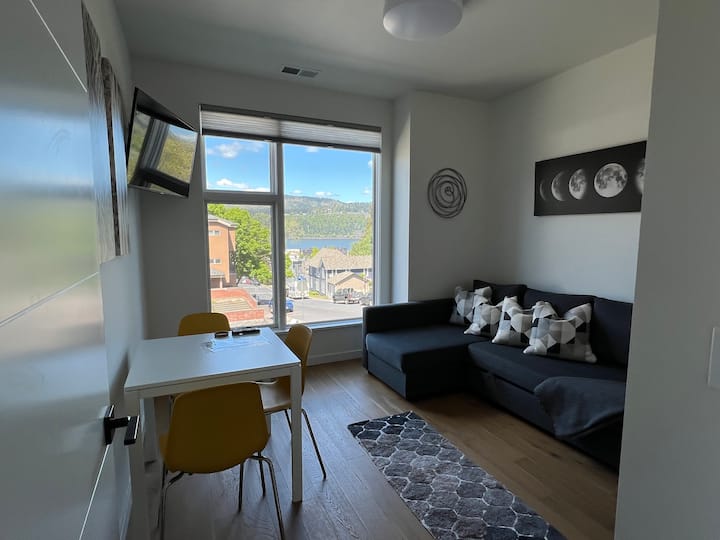 Downtown River View Oak St. Suite - Hood River