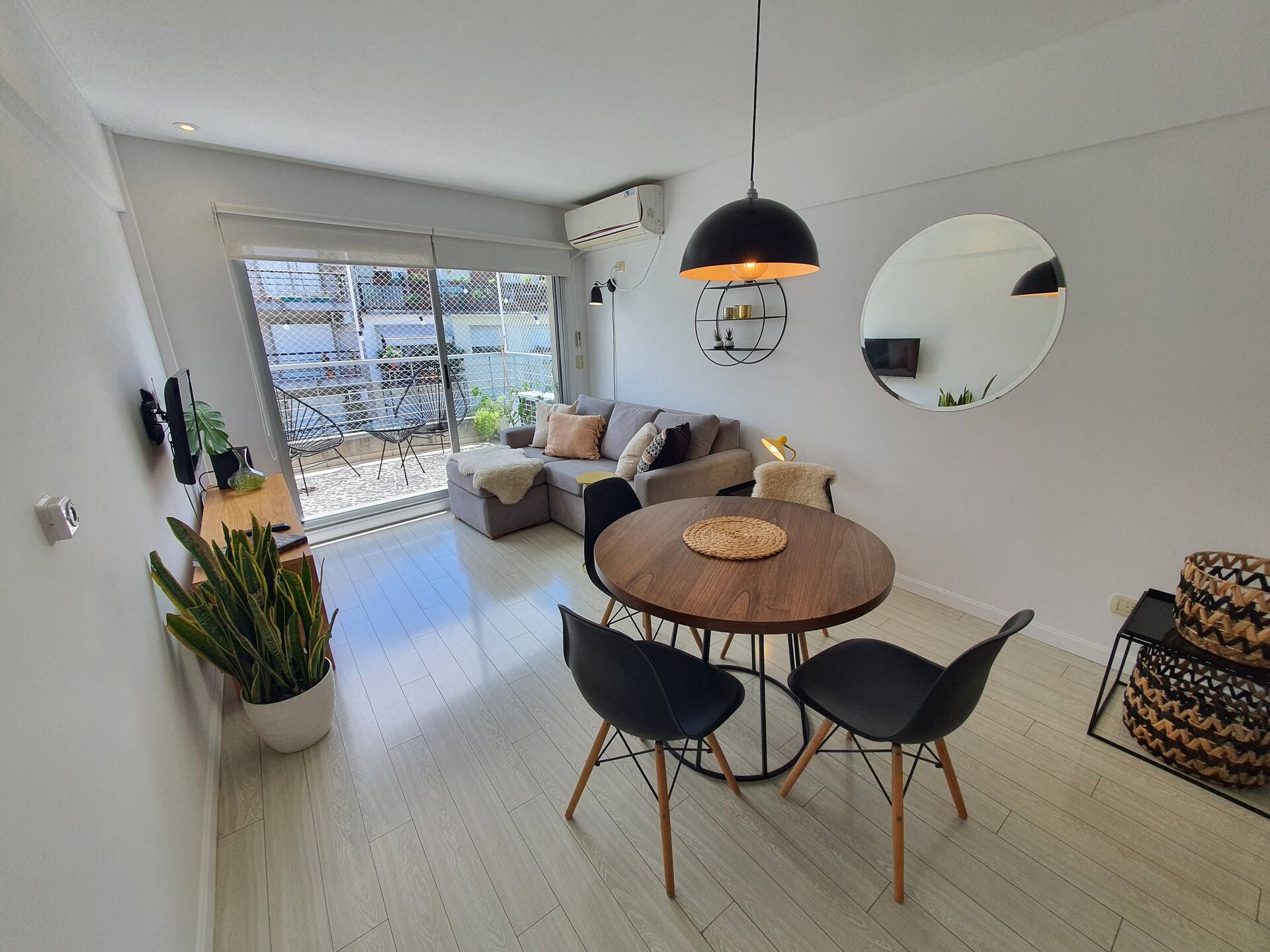 Apartamento duplex de 1 quarto com varanda e piscina em Palermo Soho