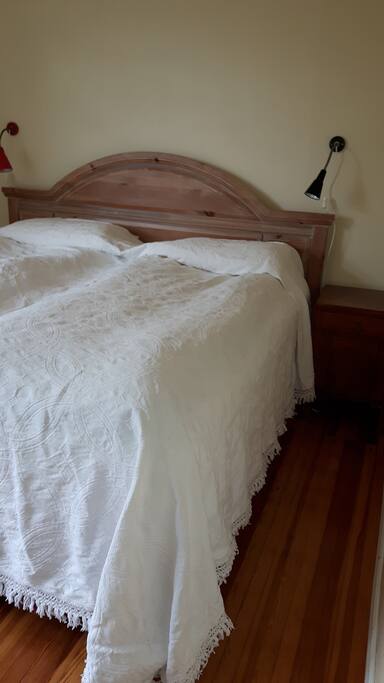 The master bedroom bed