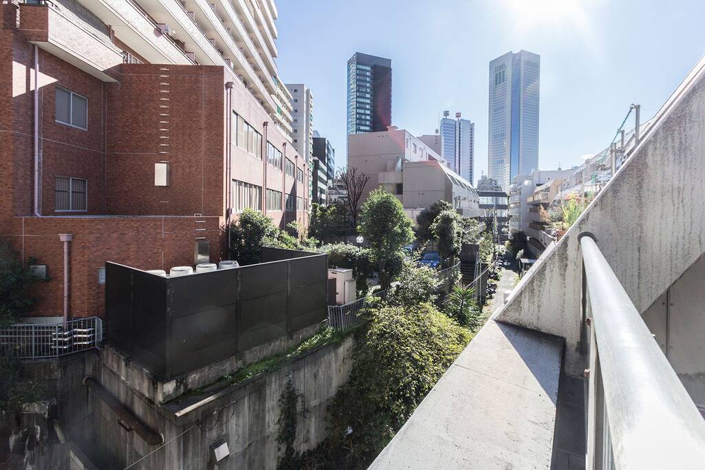 View from the veranda of the apartment, You can see the large buildings of Shinjuku