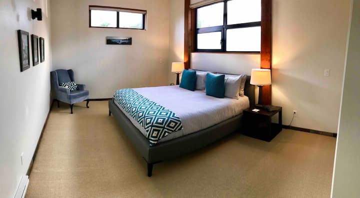 Spacious middle Bedroom with king size bed