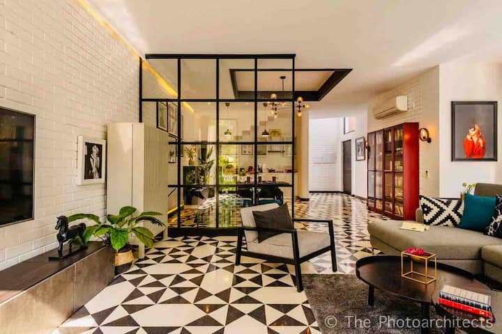 Living room image 8