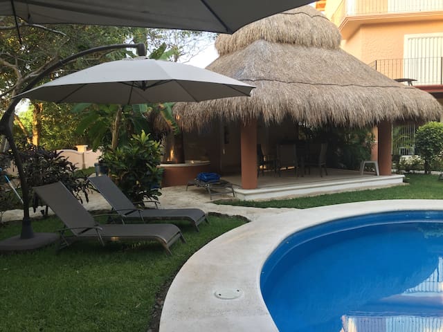 Habitación King-Size en Villa de Lujo junto al mar