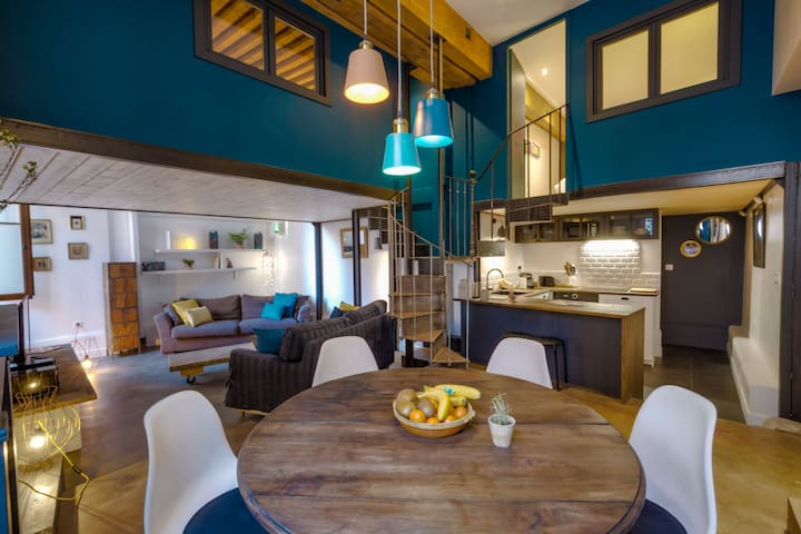 Contemporary and authentic duplex