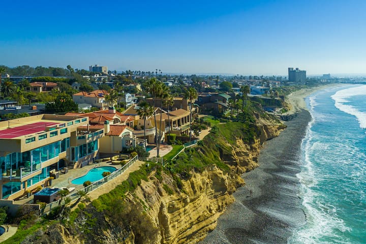 9,000 sq ft Celebrity Oceanfront Estate, La Jolla gallery image 3