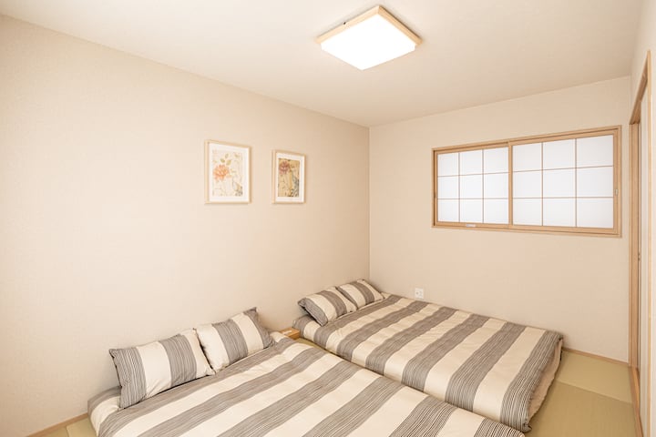 Dormitorio tatami en el tercer piso (forma de cama)