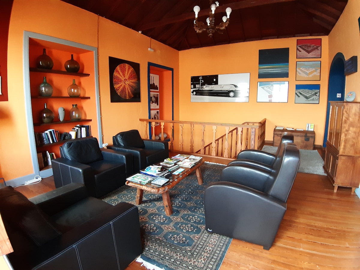 Annonce Airbnb populaire: THE 55-OLAVO RED HOUSE. Quiet resting space à Garachico