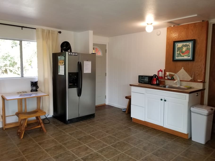 Kitchenette with coffee, tea & toaster oven