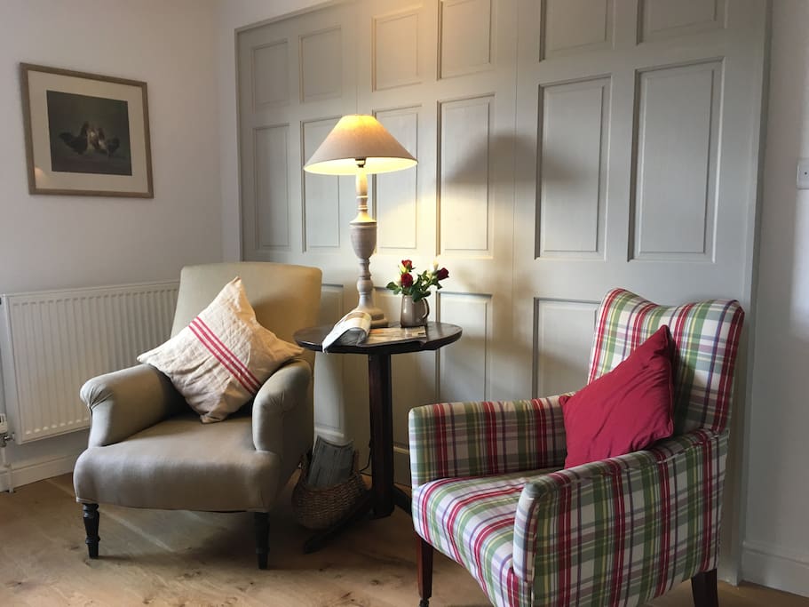 Loving my new colour scheme in Bedroom 4