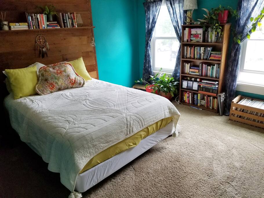Master bedroom with queen bed