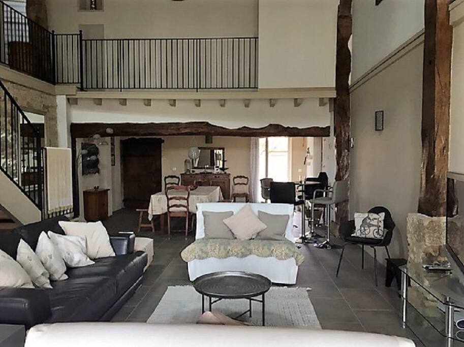 Communal downstairs space