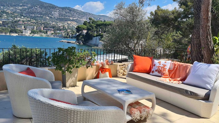 A House On Passable Beach, Saint-jean-cap-ferrat - Nice