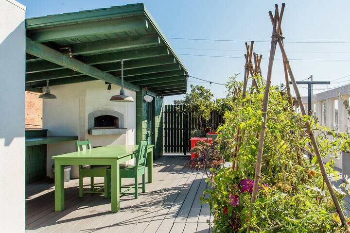 Venice Oasis gallery image 5