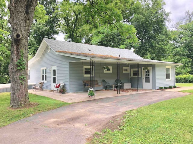 Airbnb Tenkiller Vacation Rentals Places To Stay Oklahoma