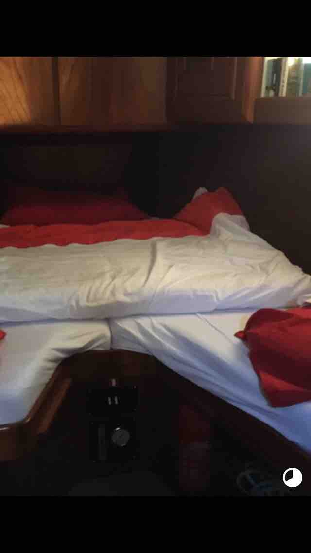 Kabina e përparme për dy persona me dush