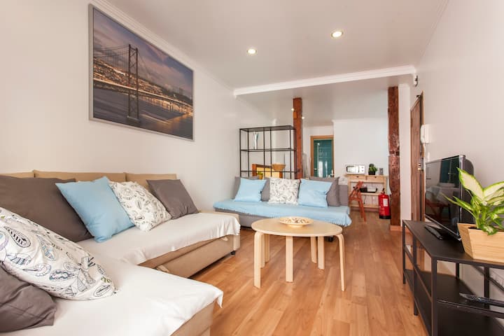 Apartamento Centro Bairro Alto 1e Apartments For Rent In Lisboa Lisboa Portugal