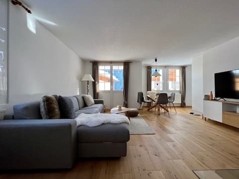 Lauchernalp Ski-in/Ski-out - modern apartment