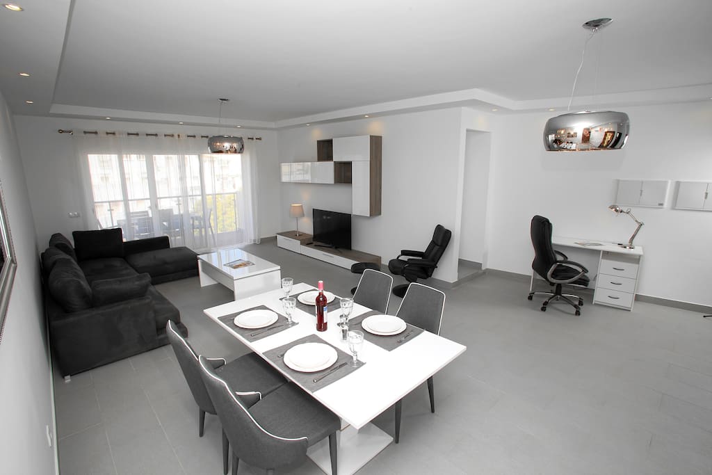 Living and dinning