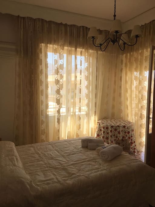 double bedroom/camera da letto doppia